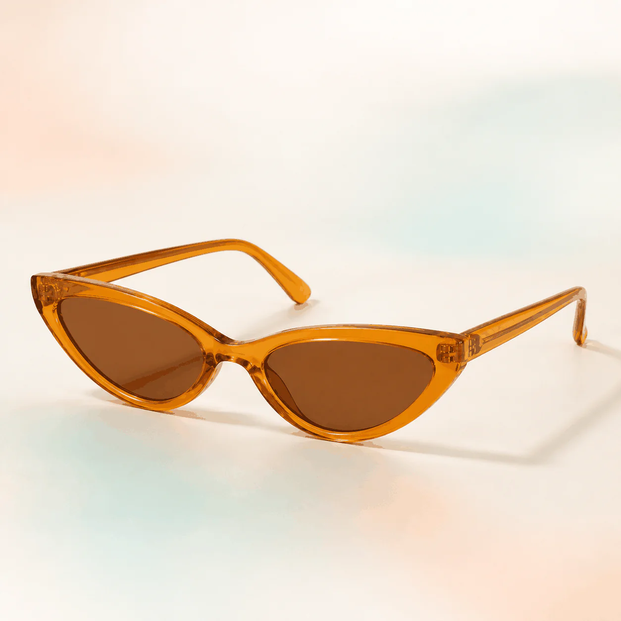 Archive Cat Eye Sunglasses - Amber material detail