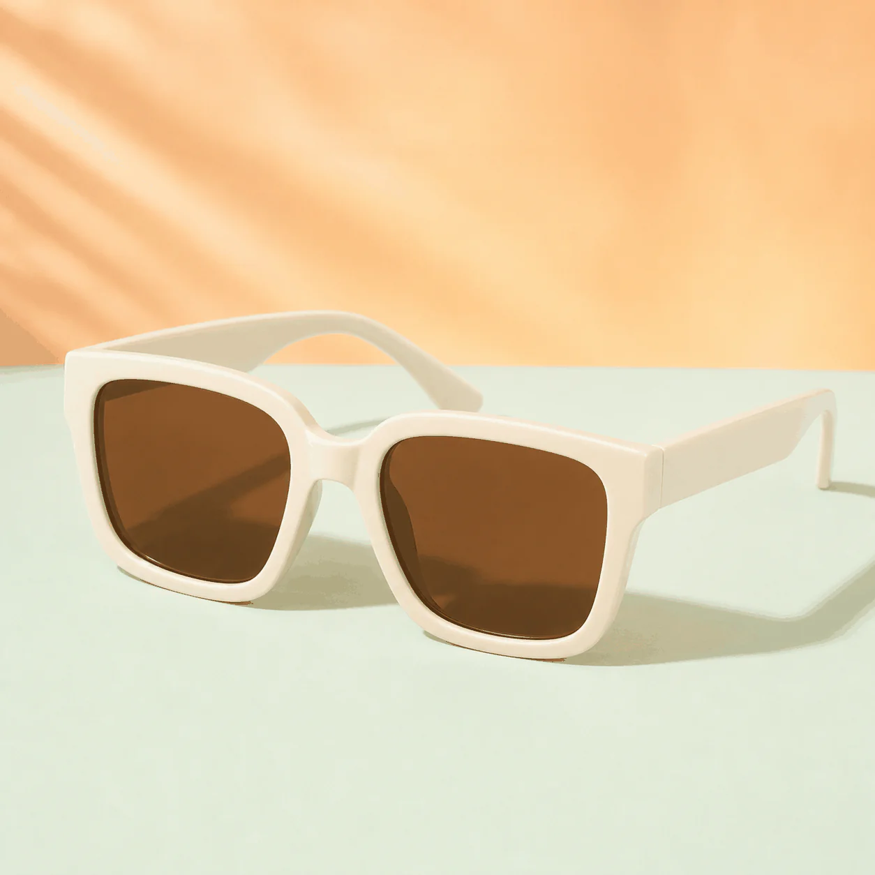 Boardwalk Square Sunglasses - Cream