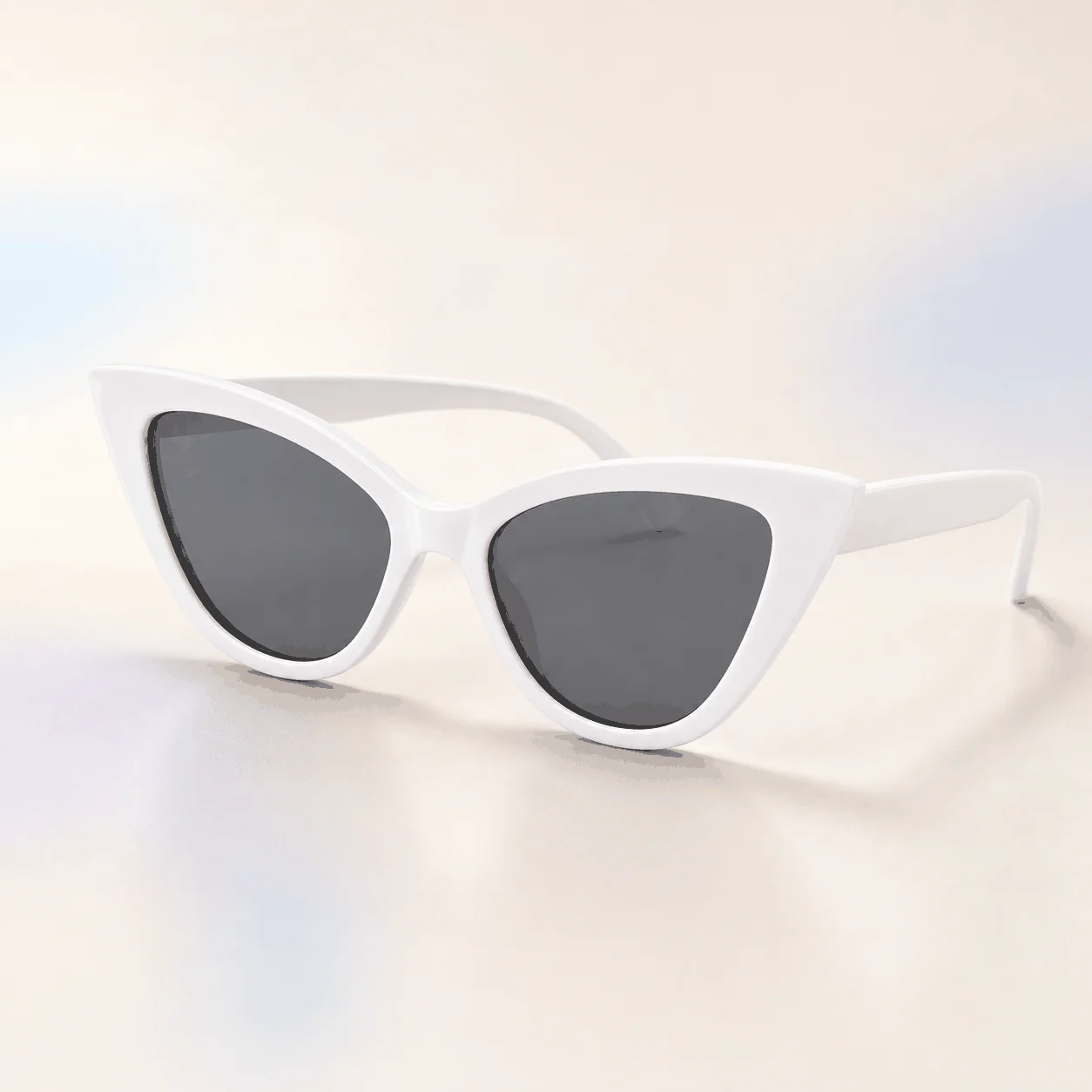 Cloudline Cat Eye Sunglasses - White material detail