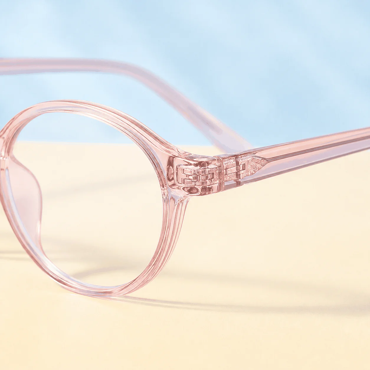 Note Blue Light Glasses - Blush lifestyle view